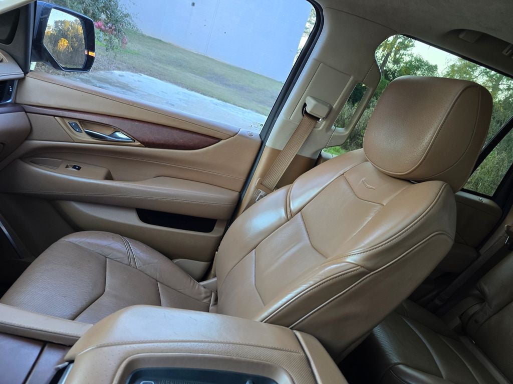 2016 Cadillac Escalade Platinum Edition