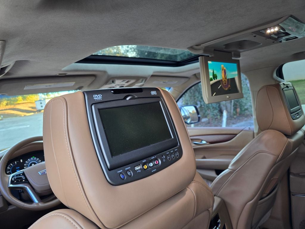 2016 Cadillac Escalade Platinum Edition