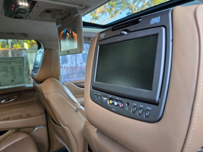 2016 Cadillac Escalade Platinum Edition