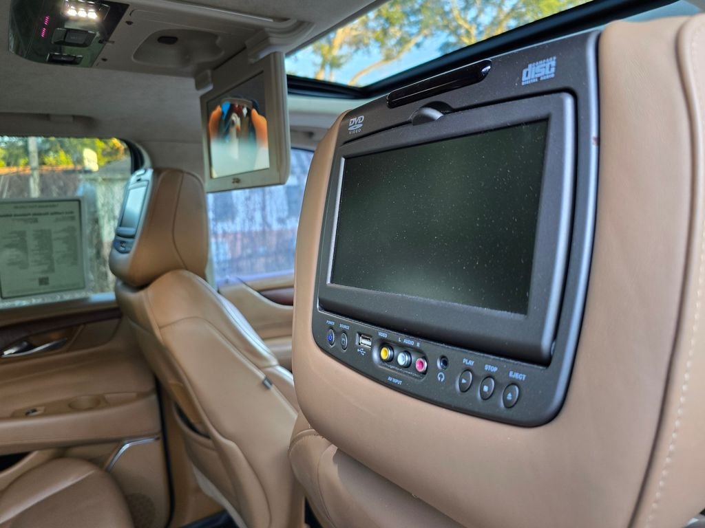 2016 Cadillac Escalade Platinum Edition