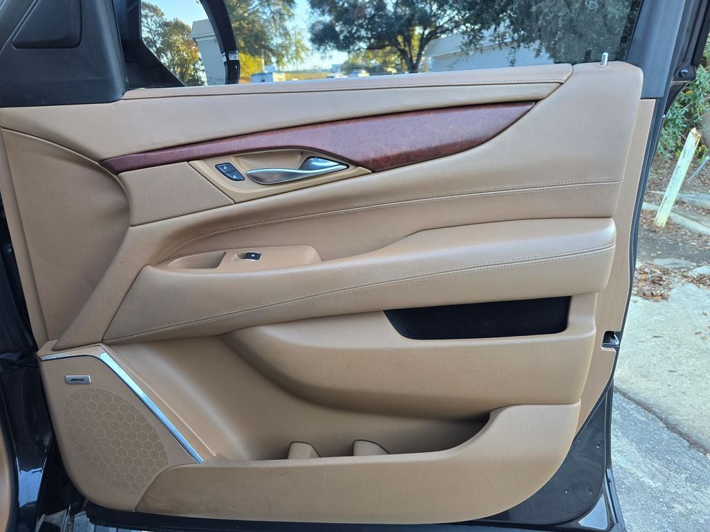 2016 Cadillac Escalade Platinum Edition