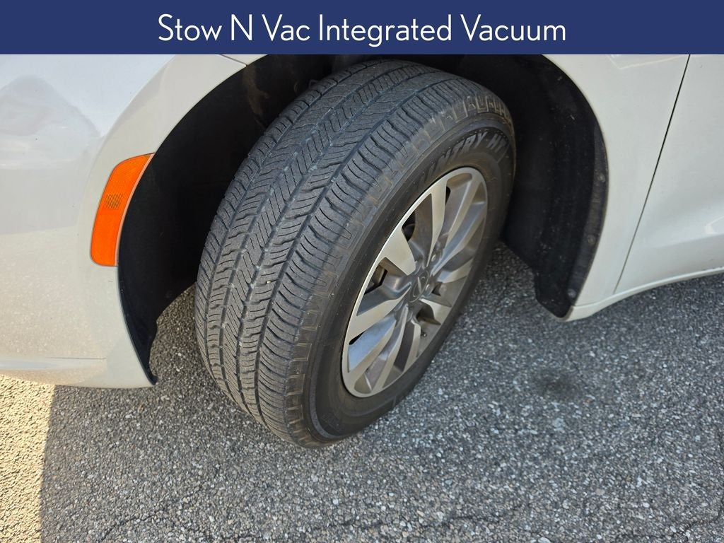 2021 Chrysler Pacifica Touring L