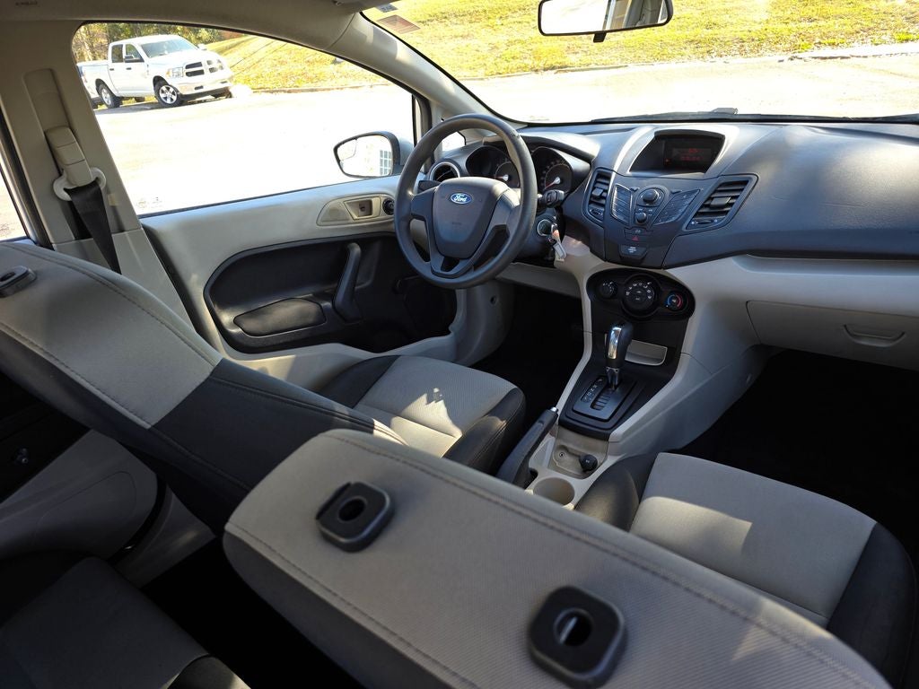 2013 Ford Fiesta S