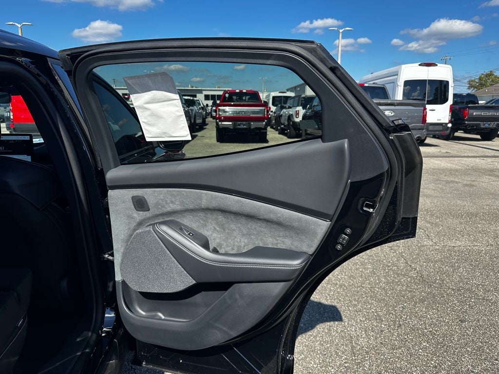 2025 Ford Mustang Mach-E GT