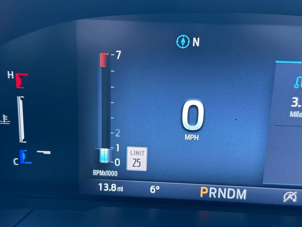 2026 Ford Maverick Lobo High