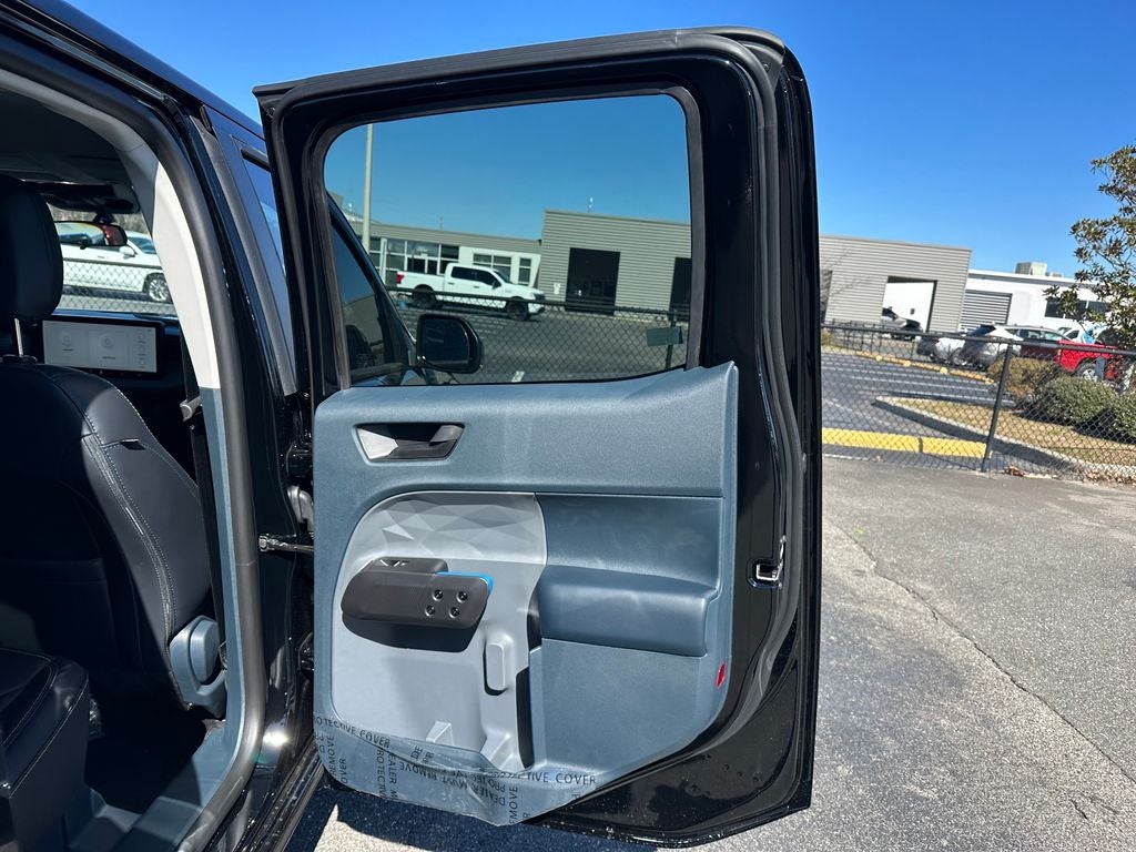 2026 Ford Maverick Lobo Standard