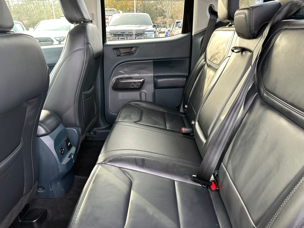 2023 Ford Maverick Lariat