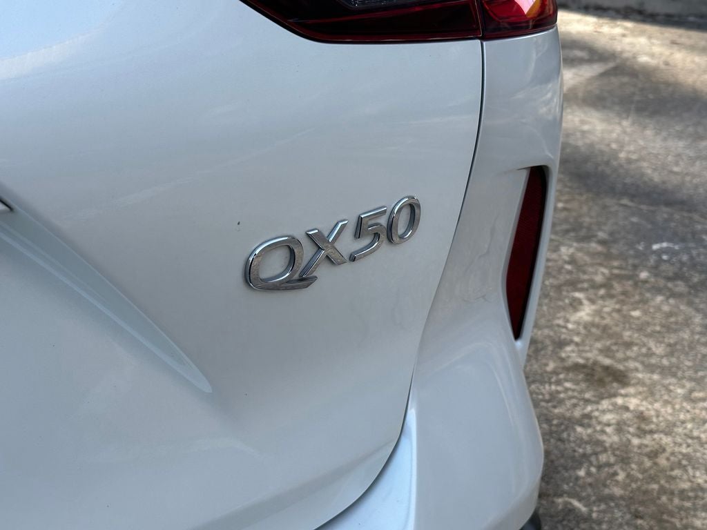 2019 INFINITI QX50 LUXE