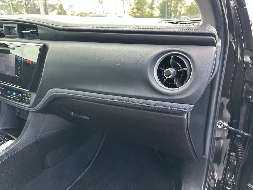 2018 Toyota Corolla SE