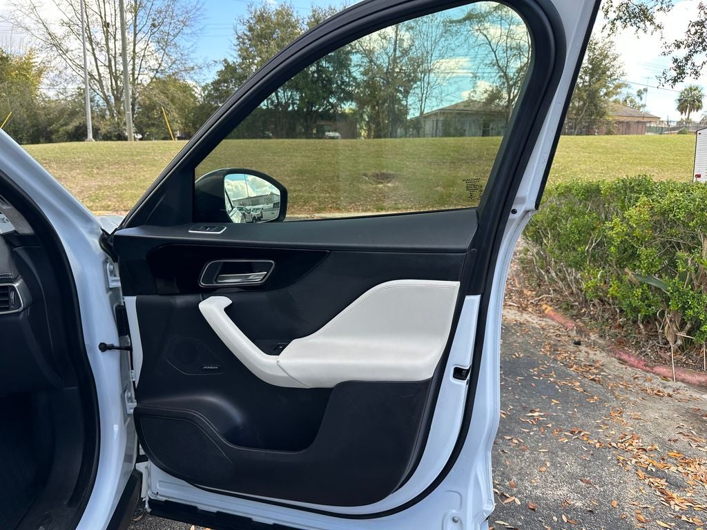 2020 Jaguar F-PACE 25t R-Sport