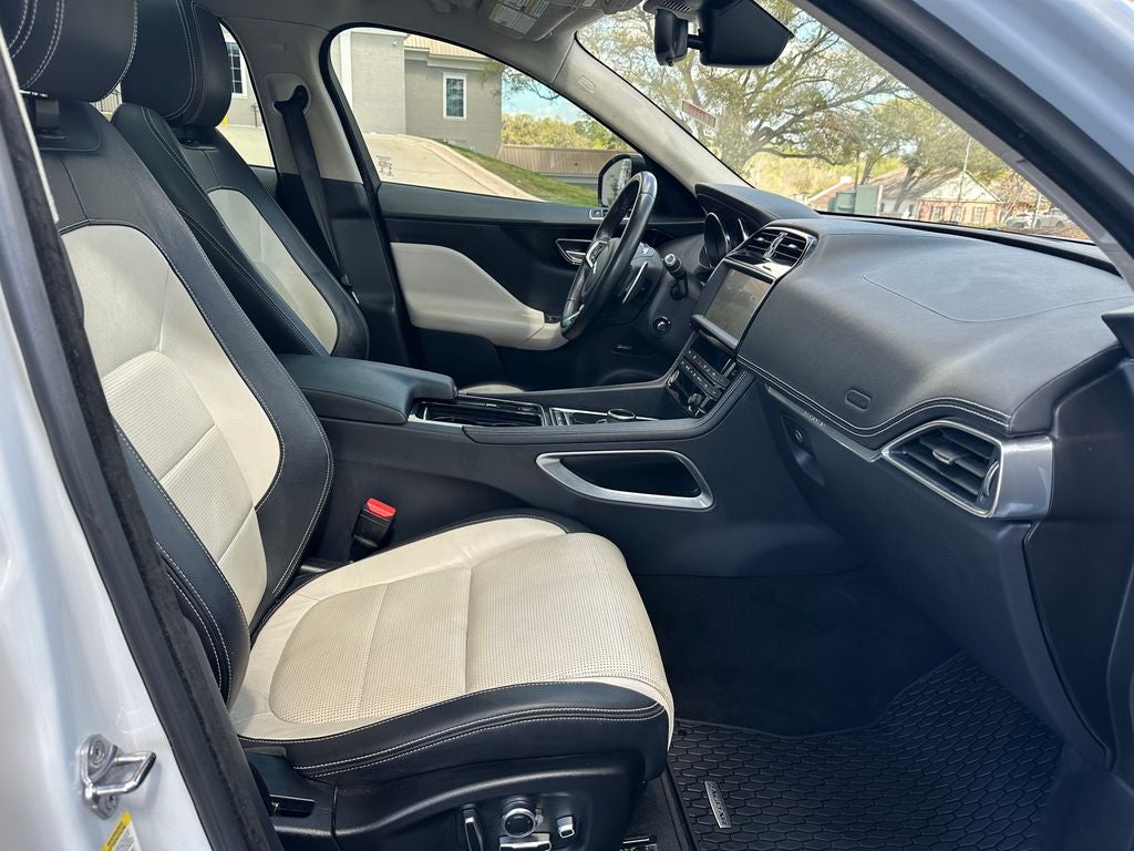 2020 Jaguar F-PACE 25t R-Sport