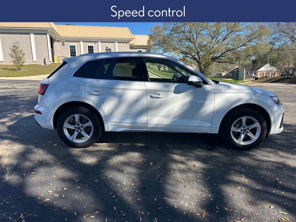 2022 Audi Q5 40 Premium quattro